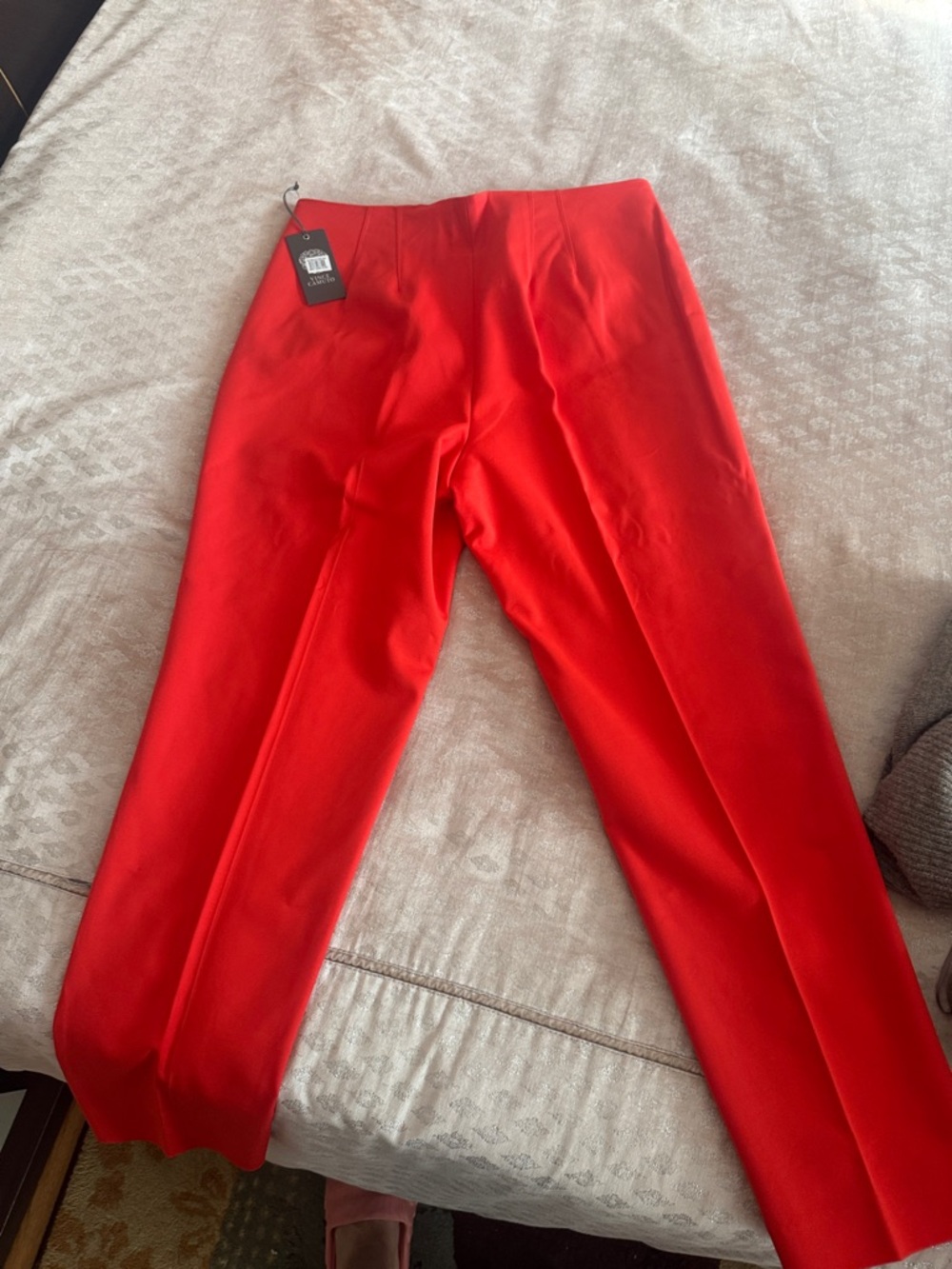 Vince Camuto Red Cropped Dress Pants